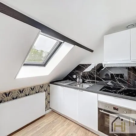 Le Urbain - Calme Au Dernier Etage